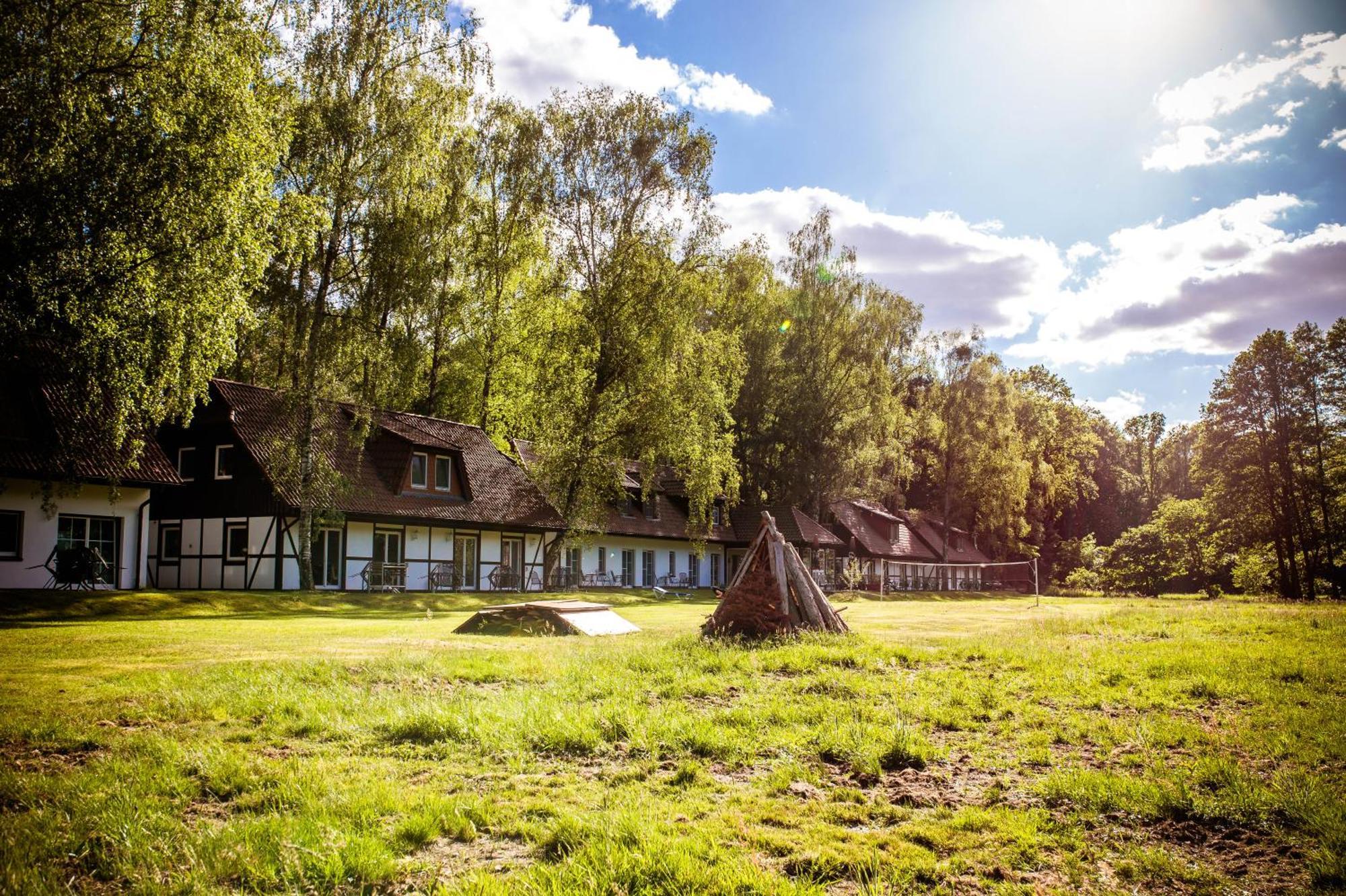 Seehotel Schorfheide Althuttendorf Exterior photo