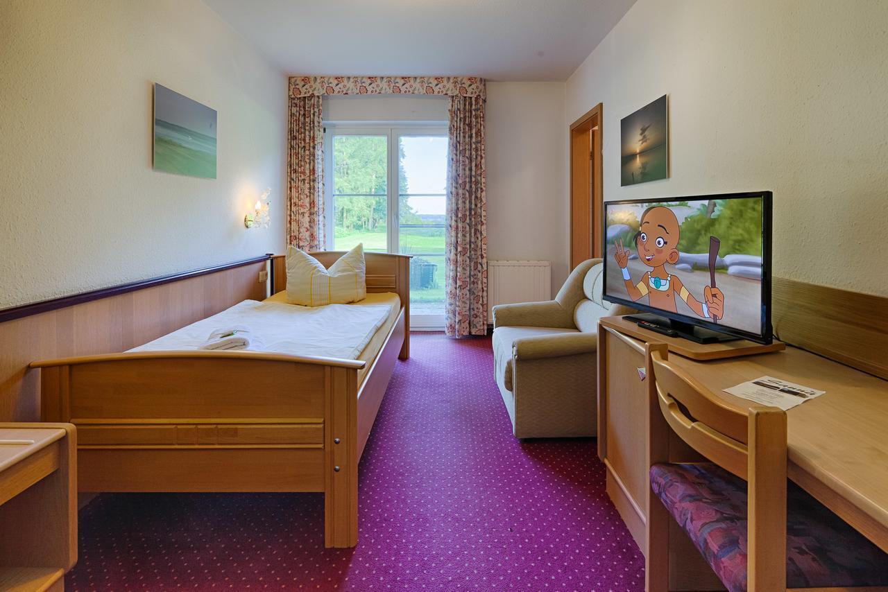 Seehotel Schorfheide Althuttendorf Exterior photo