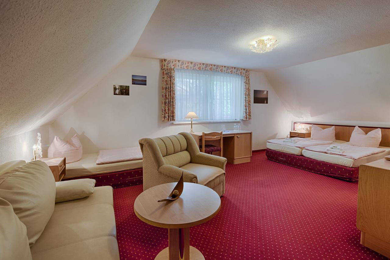 Seehotel Schorfheide Althuttendorf Exterior photo